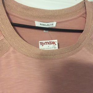 Rose + Olive - scoop neck blouse 3/4 sleeves